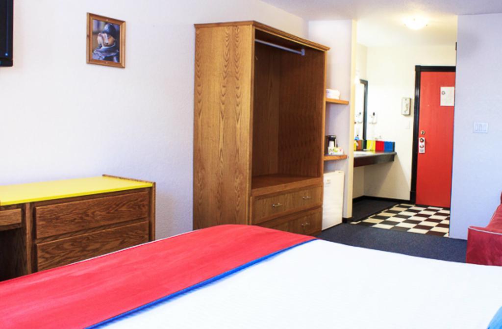 The Bulldog Hotel Silver Star Ngoại thất bức ảnh