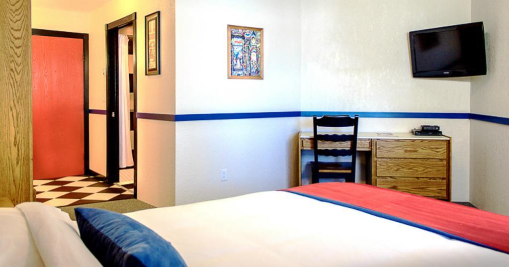 The Bulldog Hotel Silver Star Ngoại thất bức ảnh