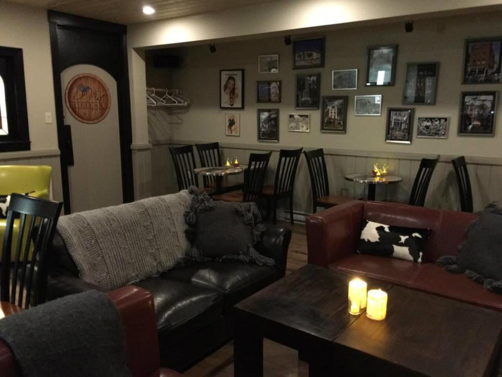 The Bulldog Hotel Silver Star Ngoại thất bức ảnh